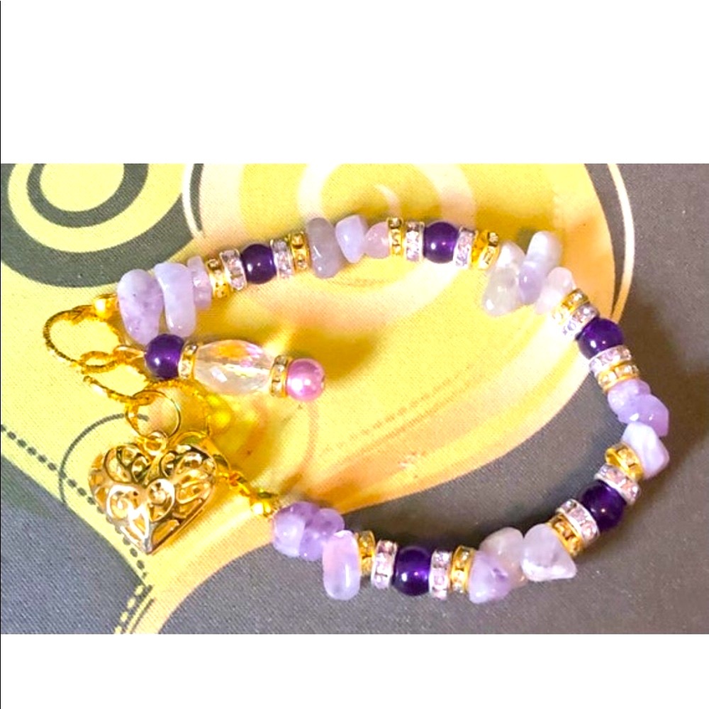 💜February birthday -genuine stones, bracelet. Puffed heart-handmade